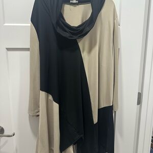 Avenue Black and Tan Top